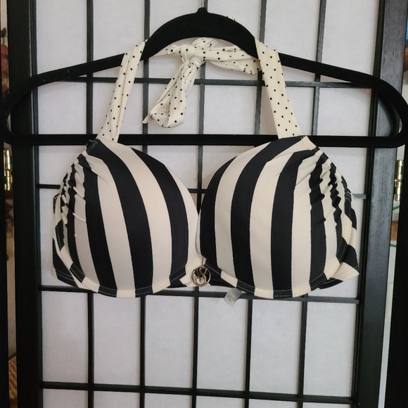 Rare! DISCONTINUED! VS Push-Up Bikini Top - Picture 3 of 11